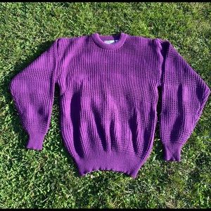 VINTAGE SWEATER